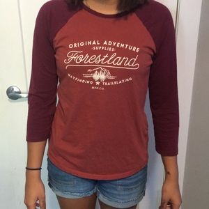 Graphic half sleeve tee